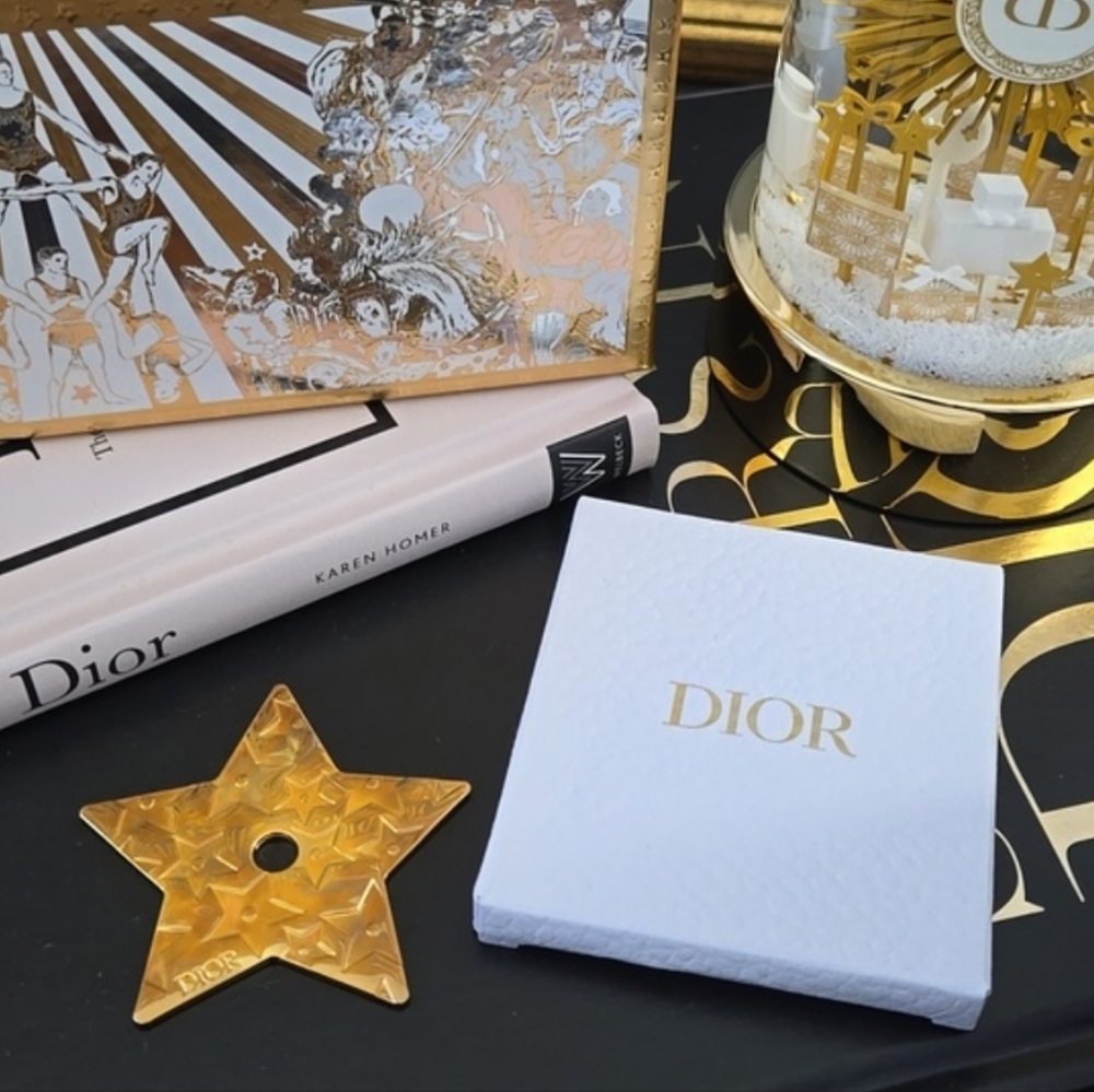 DIOR Gold Embossed Star charm Accessory Charm Ornament W/ Original Packaging